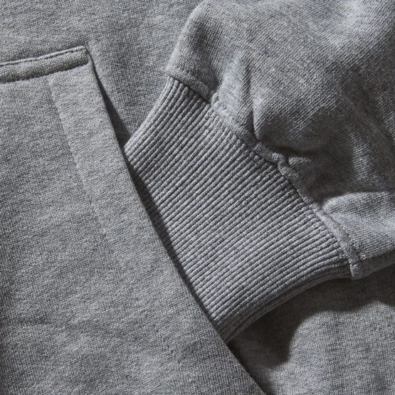 bartbaren Herren Axt Hoodie grau Detail 4 low res <a href="https://www.bartbaren.com/wp-content/uploads/2018/03/masse-hoodie.png" target="_blank" rel="noopener noreferrer">Größentabelle</a>