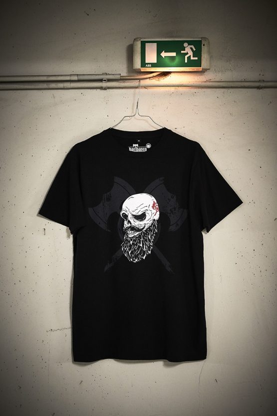 T Shirt Bearded Skull Mood 02 low res <a href="https://www.bartbaren.com/wp-content/uploads/2018/03/masse-bartbaren.png" target="_blank" rel="noopener noreferrer">Größentabelle</a>